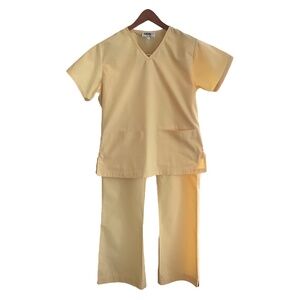 Yellow Scrubs Outfit (by ScrubsWear)